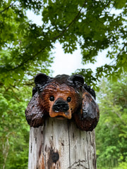 Chainsaw Carved "Kilroy" Bear 15" - Perfect for Mantels, Shelves, Ledges - Brown