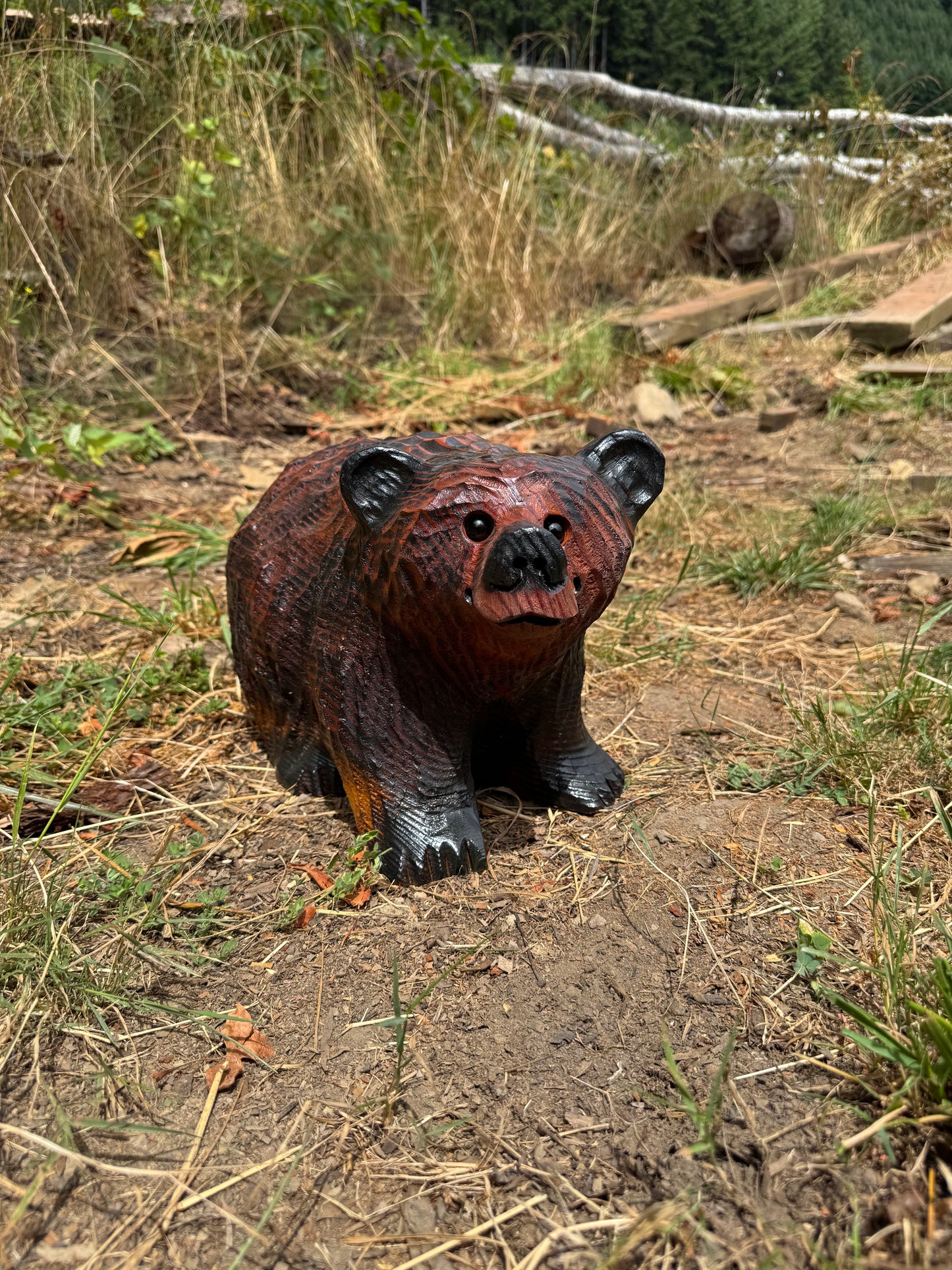 Carved Bear on All Fours Redwood – 15”