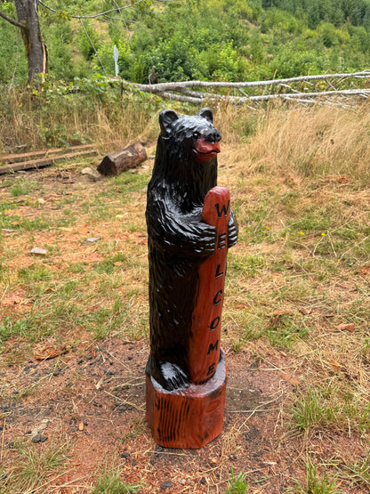 Chainsaw Carved Standing Bear with Welcome Sign – 39 inches