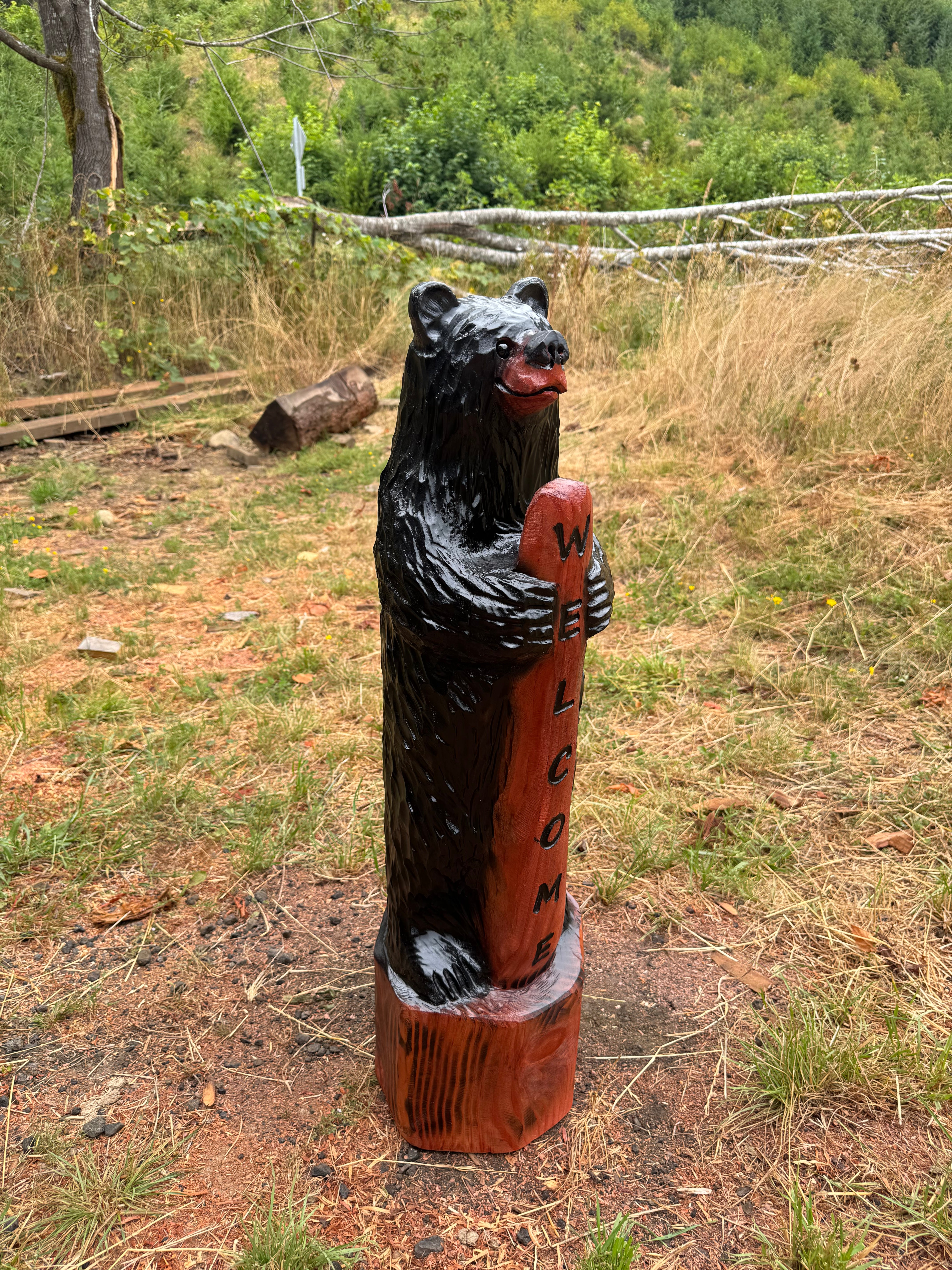 Chainsaw Carved Standing Bear with Welcome Sign – 39 inches