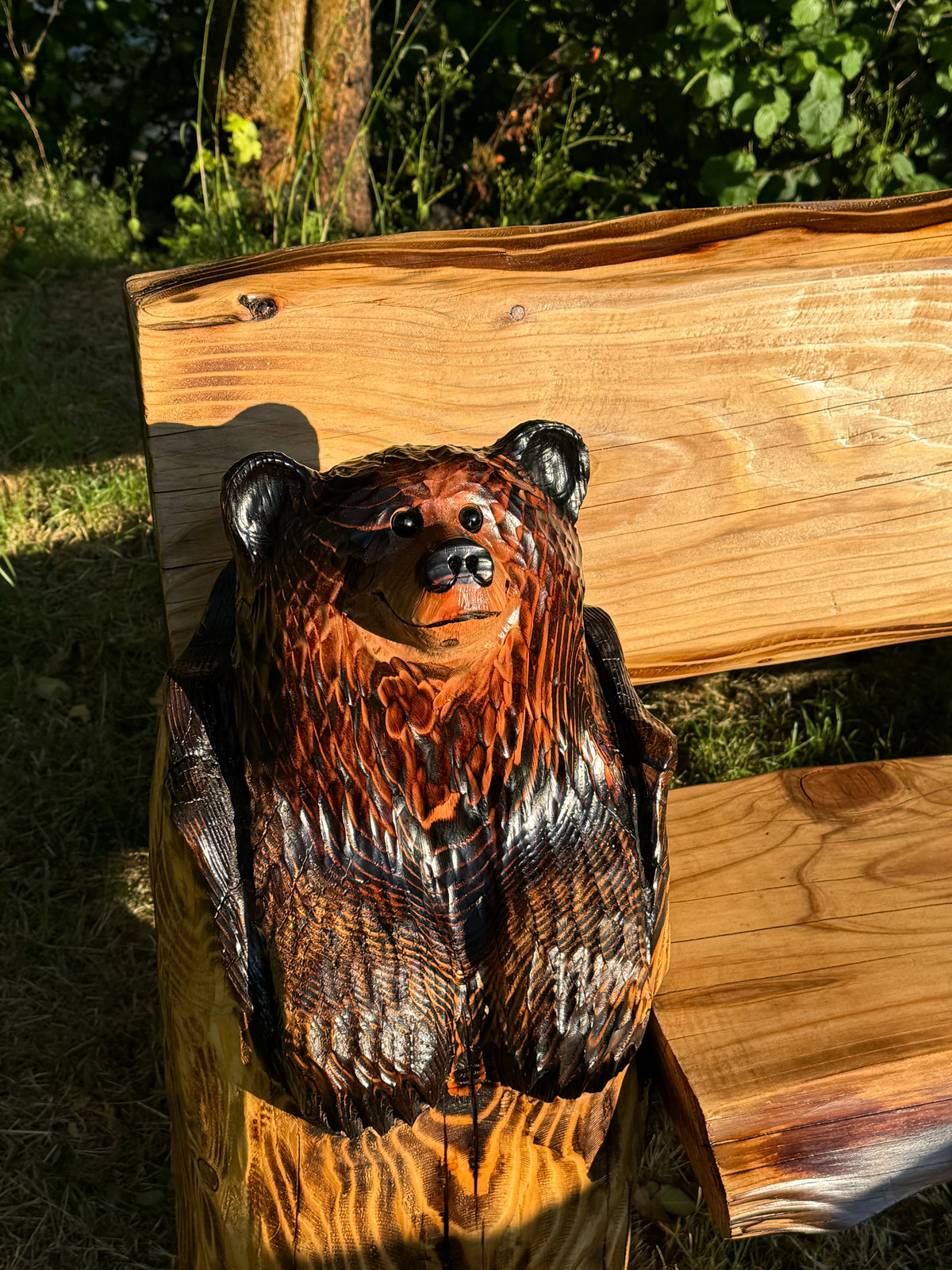 Hand Crafted Bench - Bears in Logs - Live Edge Slabs - Multiple Lengths - Brown
