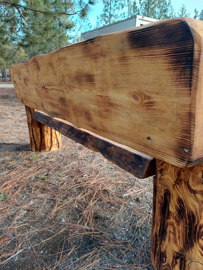 Hand Crafted Bench - Bears in Logs - Live Edge Slabs - Multiple Lengths